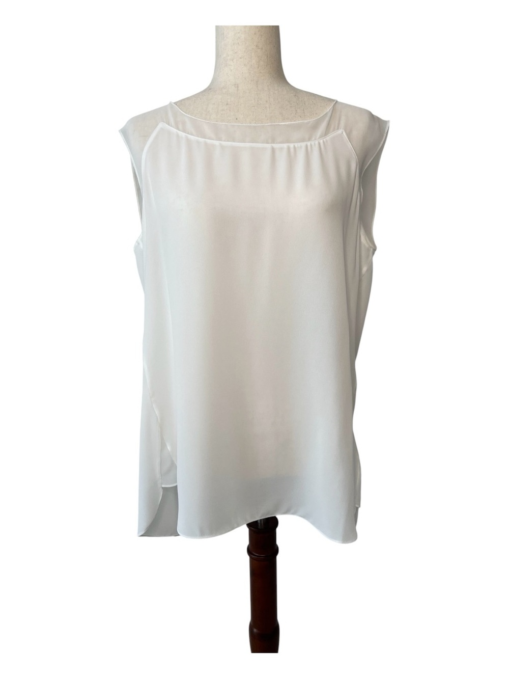 T Tahari Ivory Sleeveless Blouse with Sheer Panel Size Large